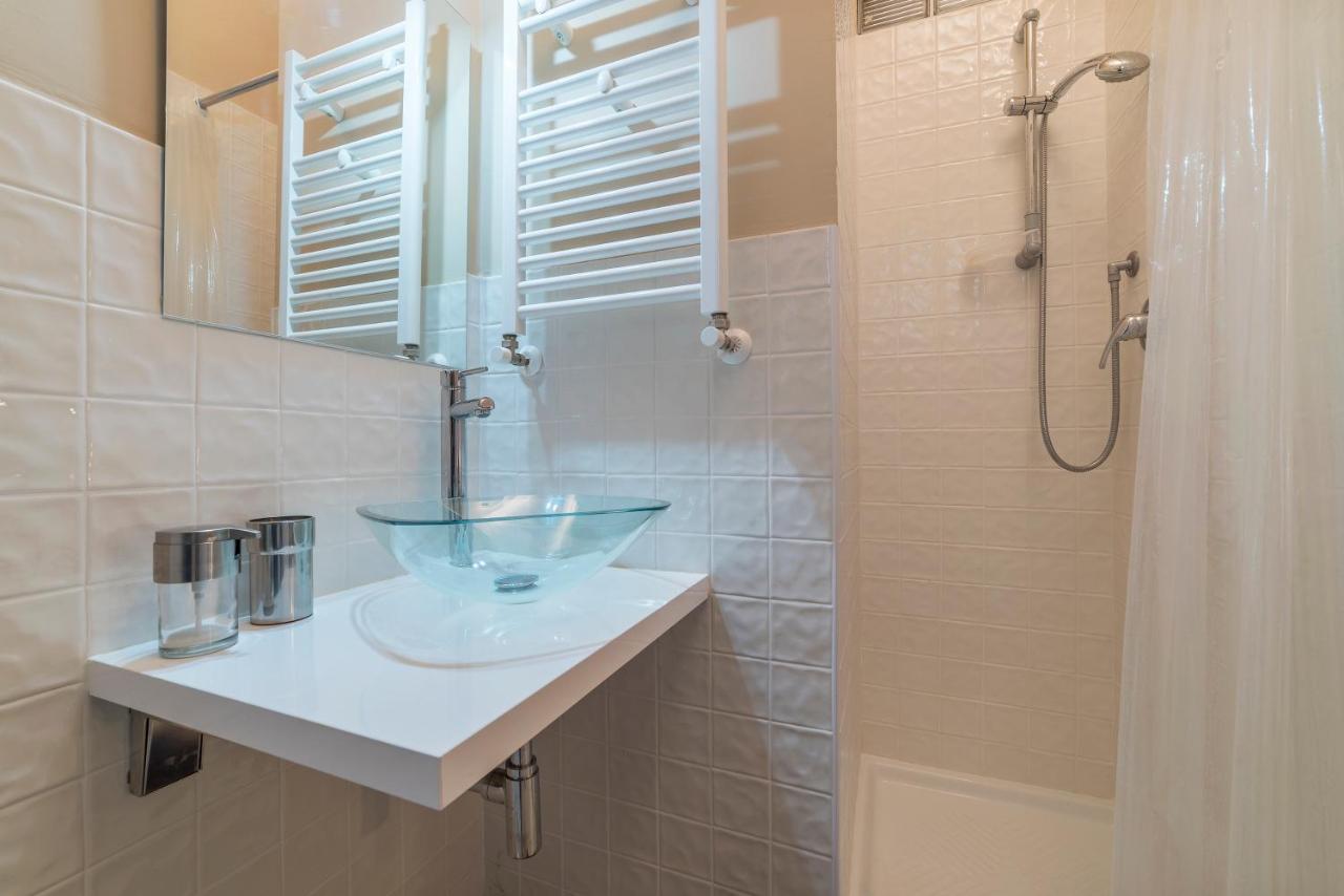 Borghese Roomy Flat Apartment Rom