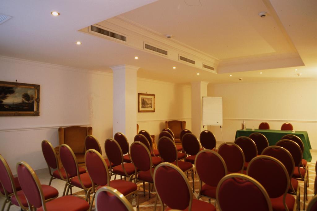 Sunrise Hotel 4*