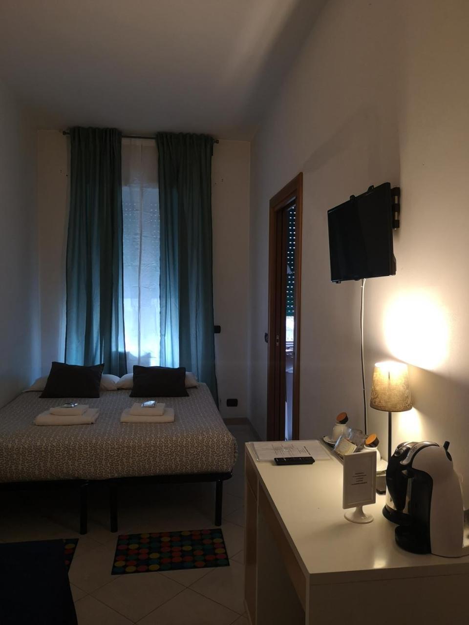 Suites Holiday Rooms Roma