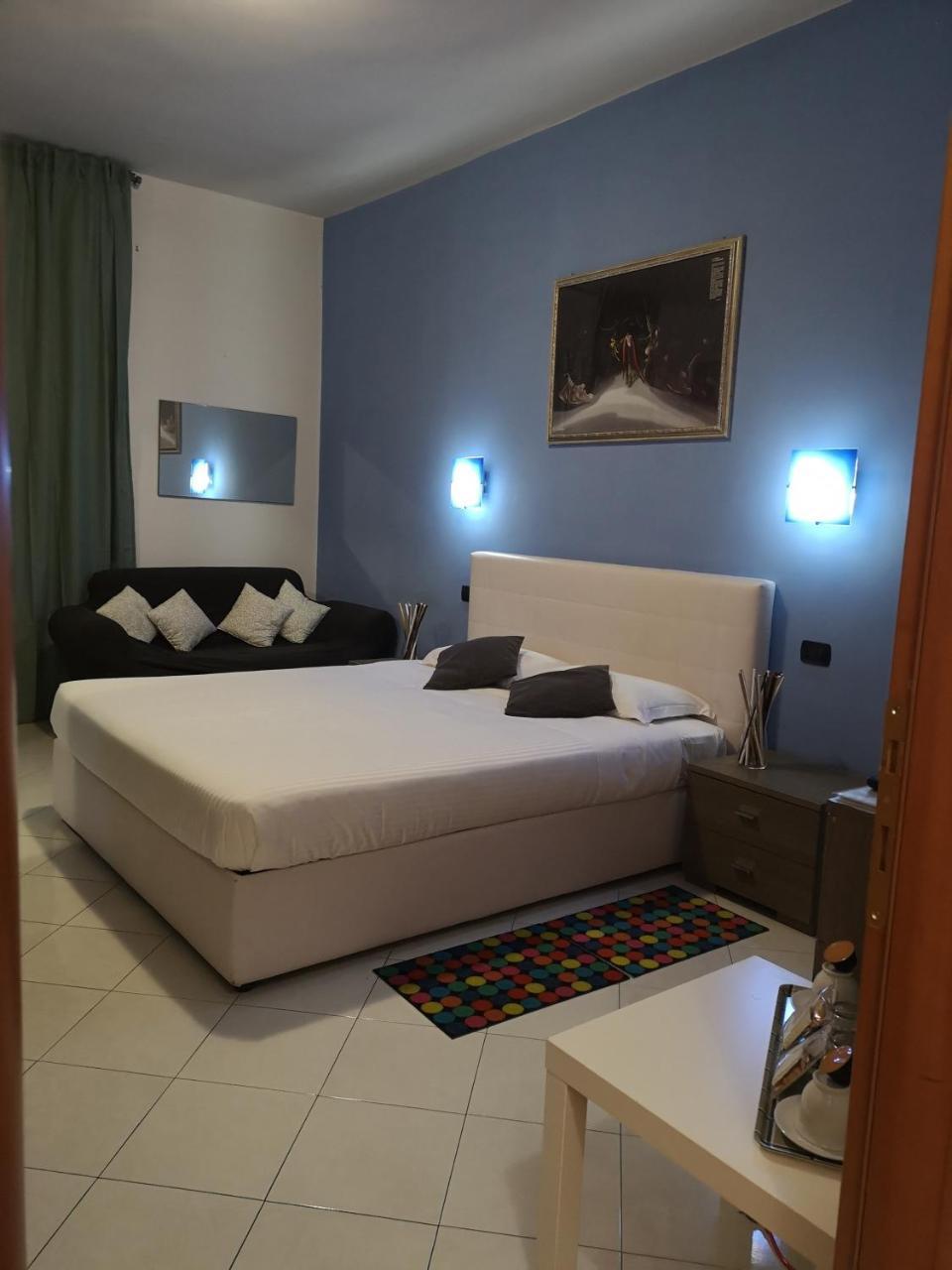 Suites Holiday Rooms Roma