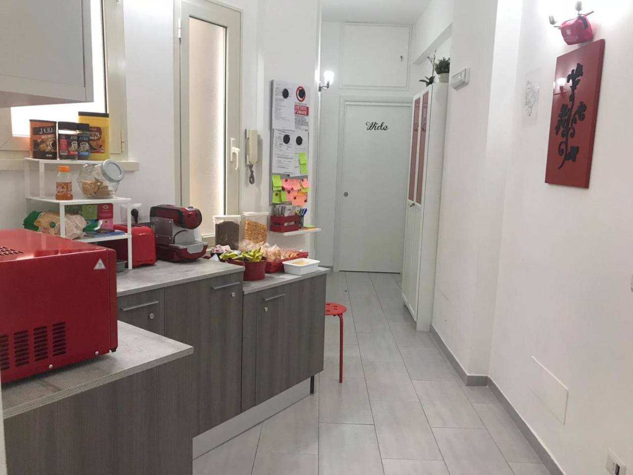 Bed & Breakfast Dunant House 3*