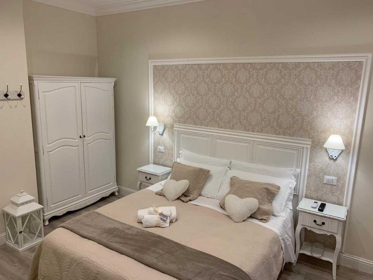 Charme & Chic Bed & Breakfast 2*