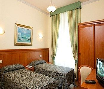 Hotel Philia