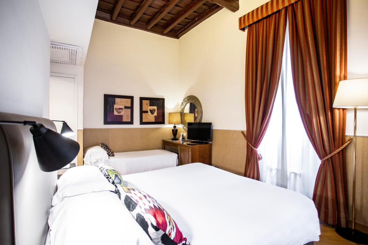 Adriano Hotel