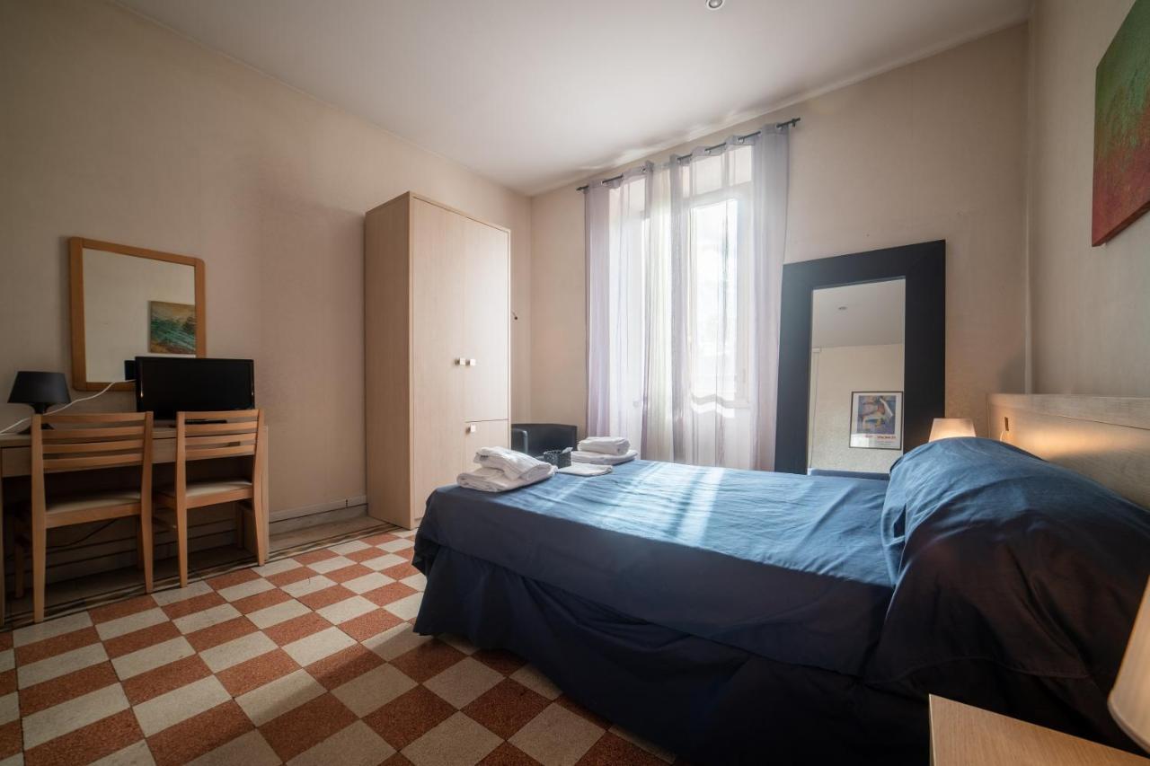 Roi Gjestgiverier Roma
