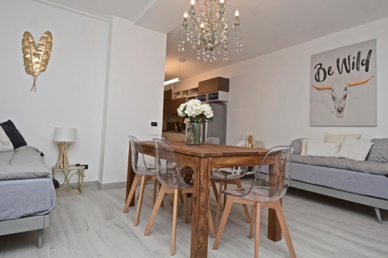 Vatican Luxury 2bd 2ba