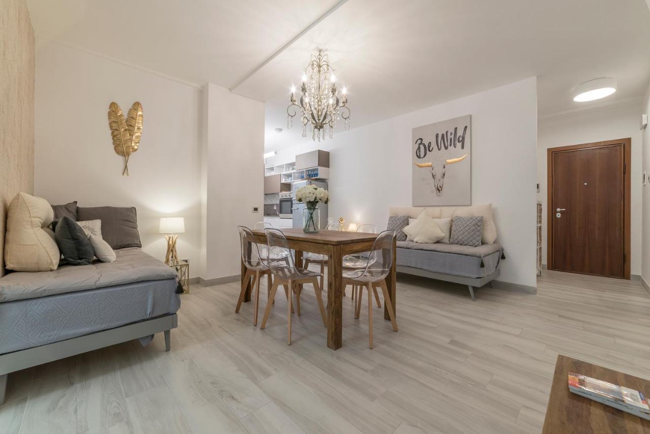 Vatican Luxury 2bd 2ba