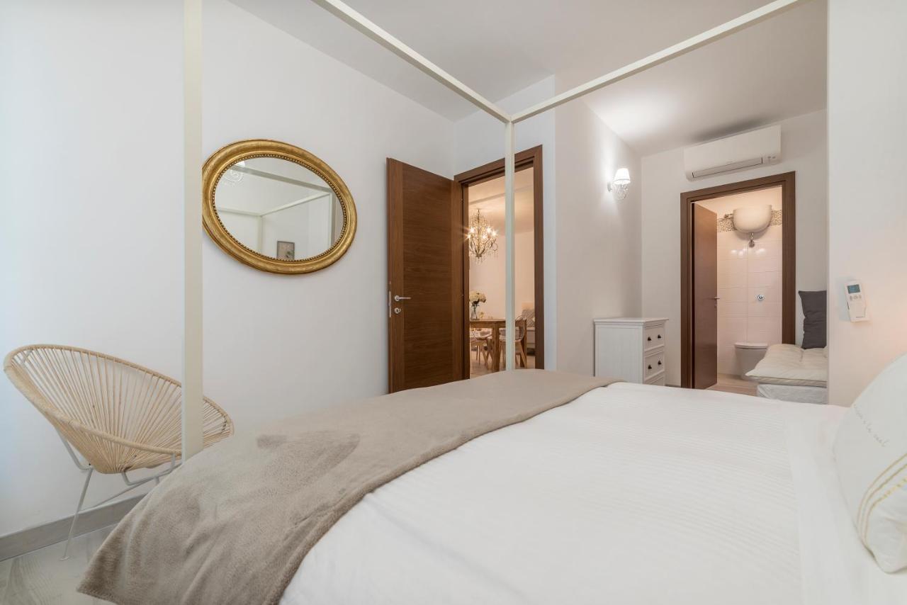Vatican Luxury 2bd 2ba * Roma