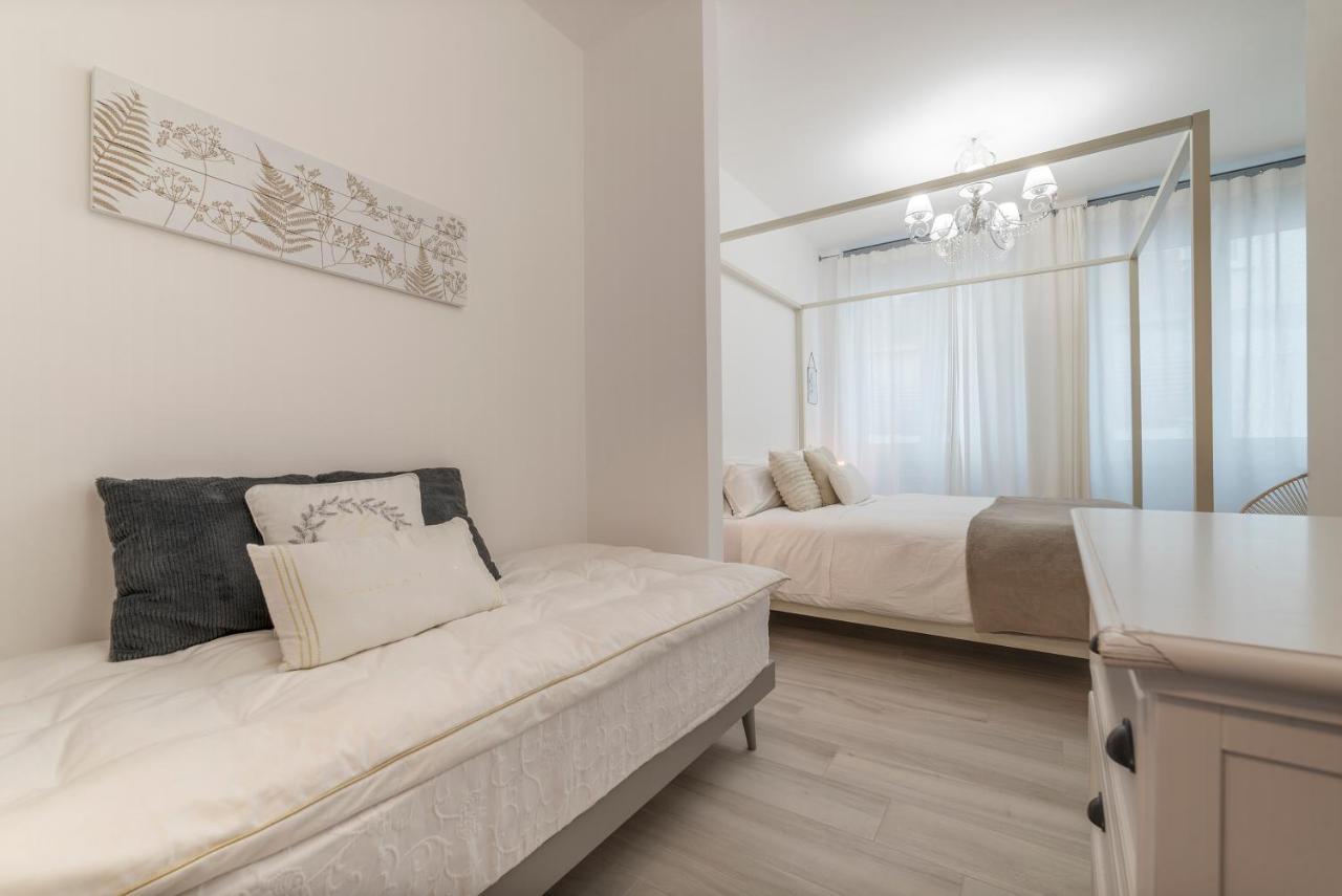 Vatican Luxury 2bd 2ba Roma