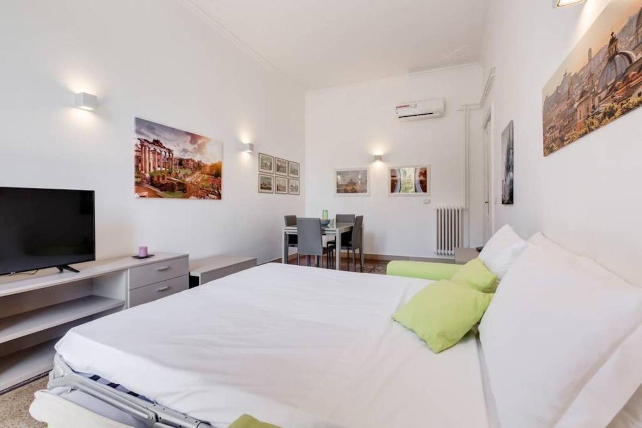 Bright And Modern 2 Bed Flat In Prati Appartamento