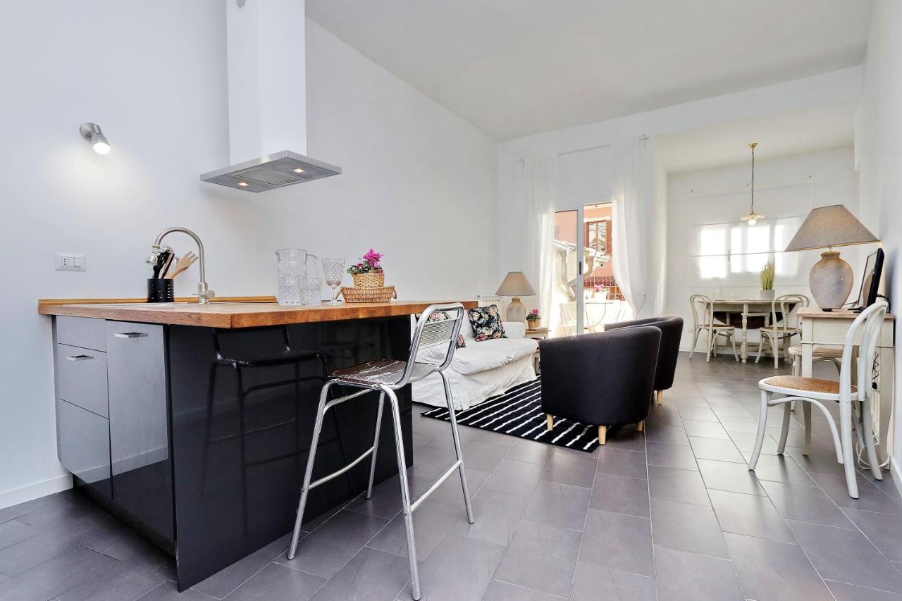 Monti Charming - Short Let Service Apartamento *
