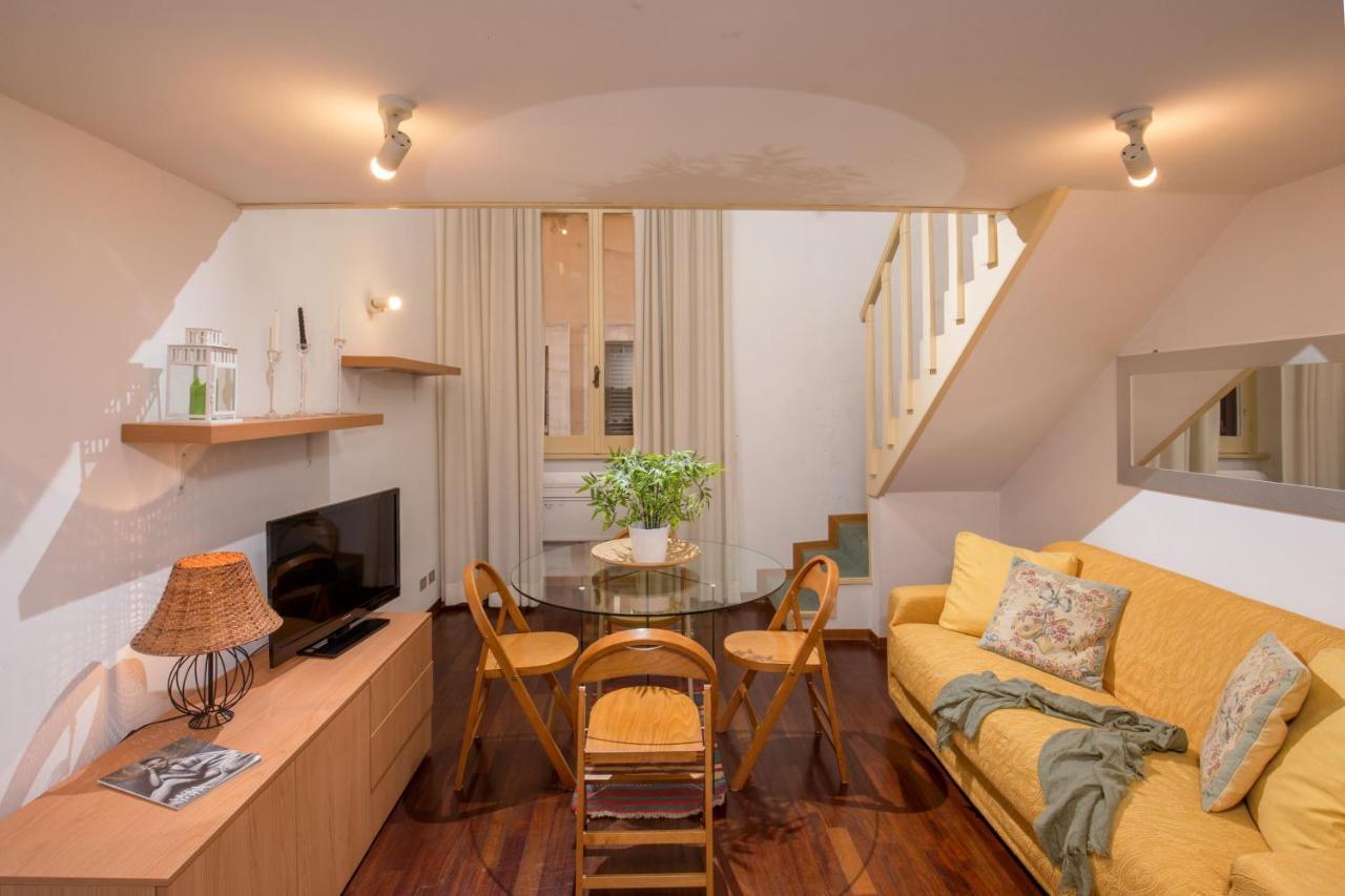 Navona White Apartment Rome