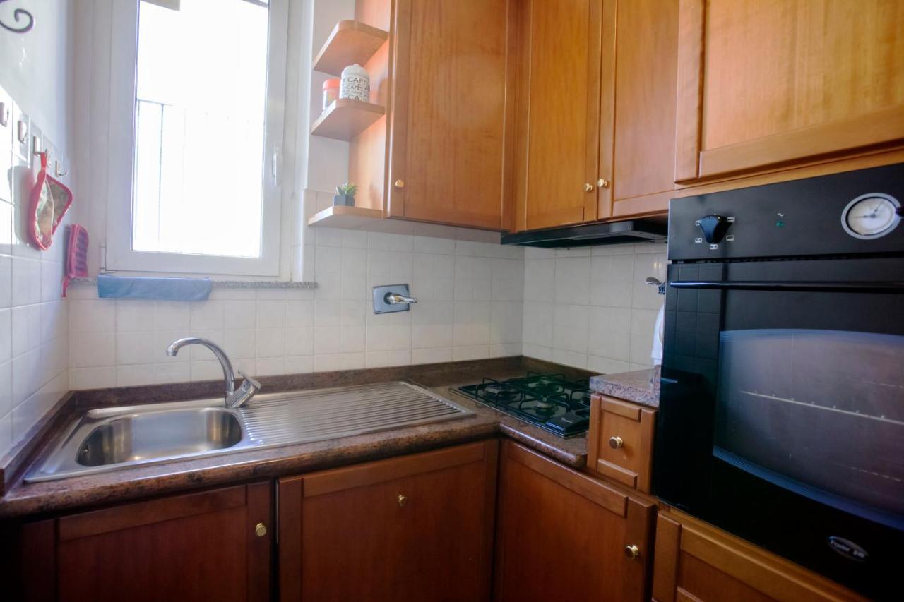 Domi 10 Apartment, Stazione Termini, Via Curtatone 12 Leilighet *