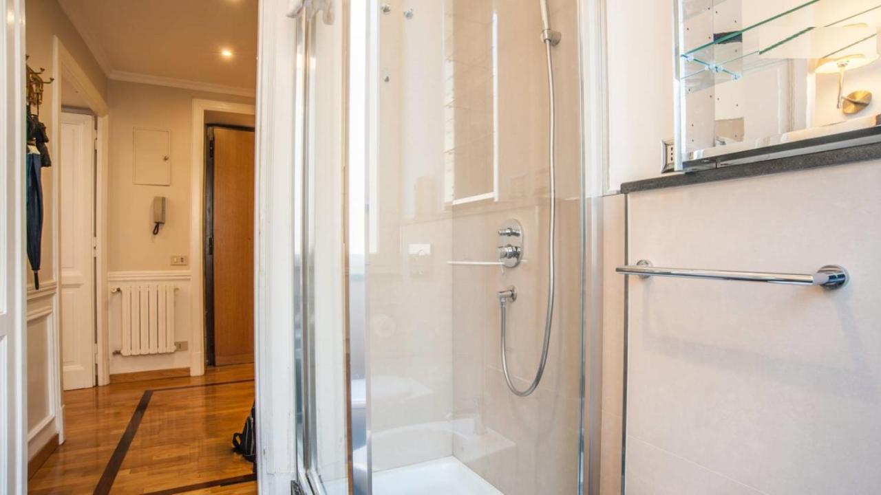 Domus Piramide 2 Apartment Rome