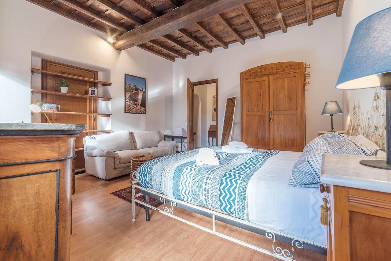 Montecitorio & Pantheon Stylish Flat
