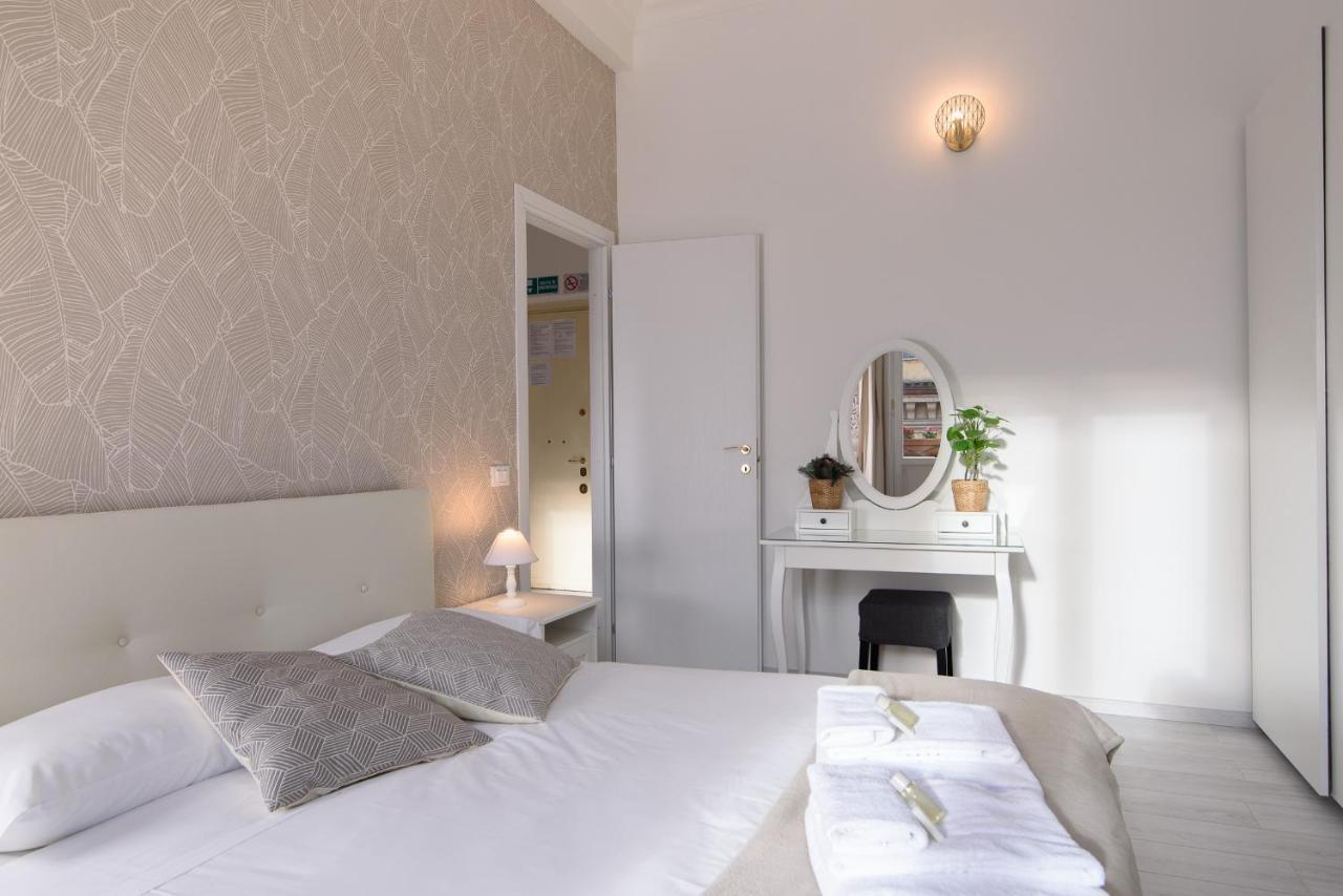 Appartamento White Napoleone Roma