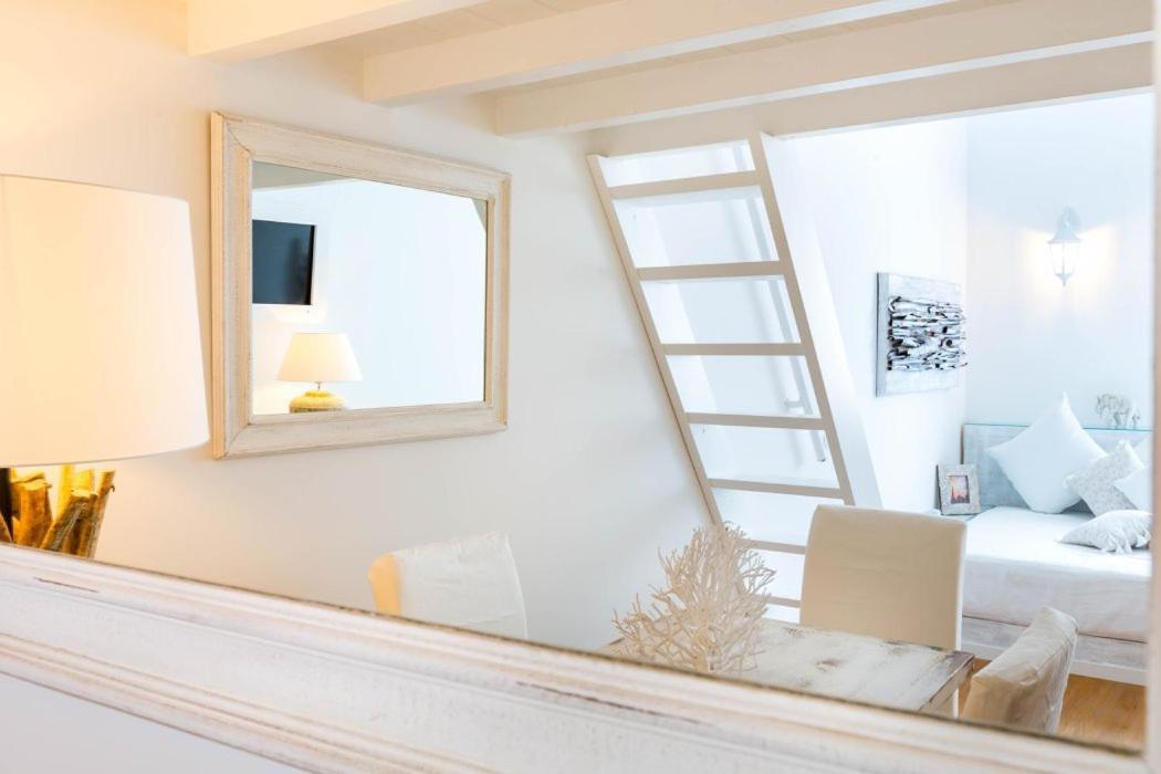 Spanish Step Nest Luxury *
