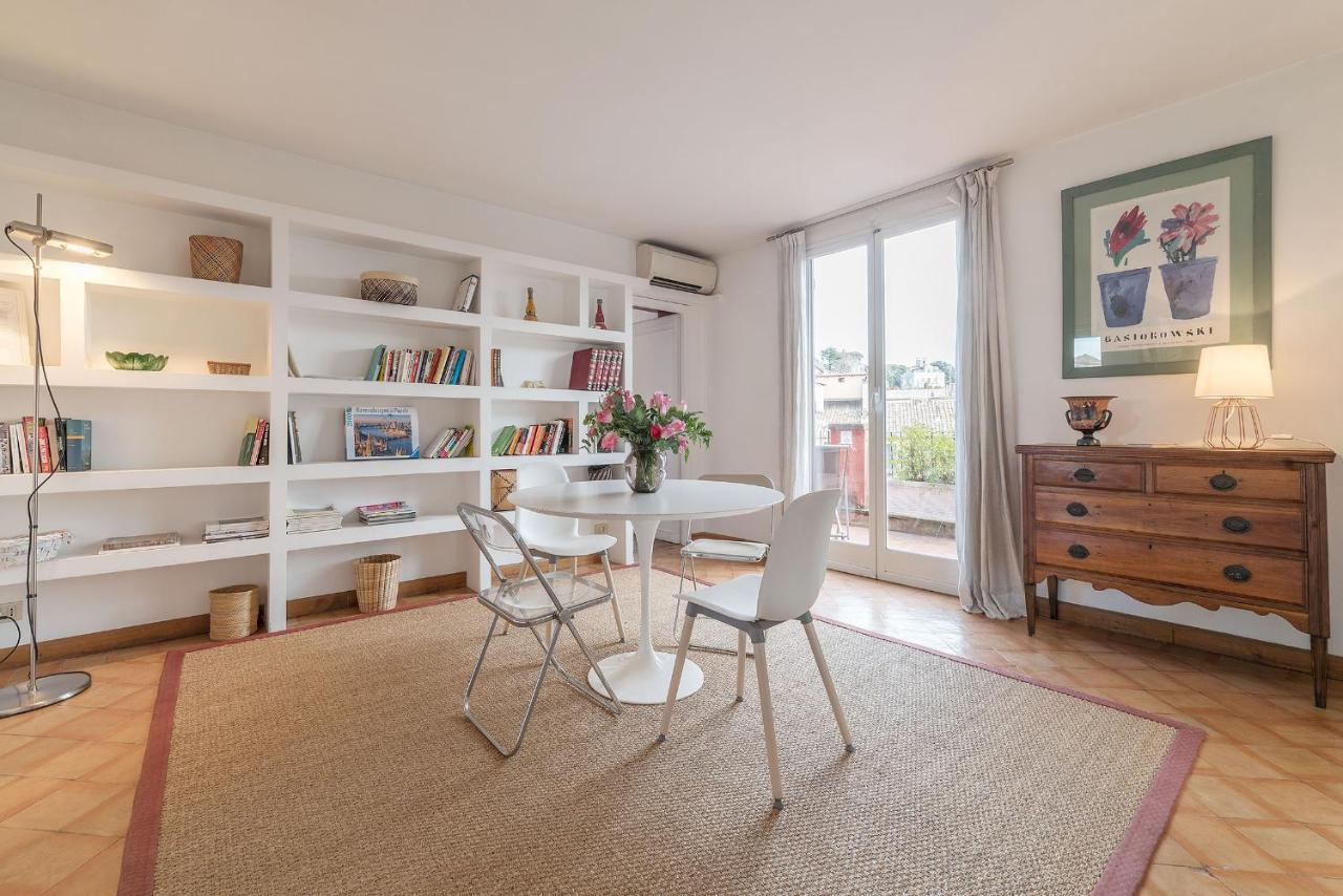Paradiso Penthouse - Fromhometorome Apartment