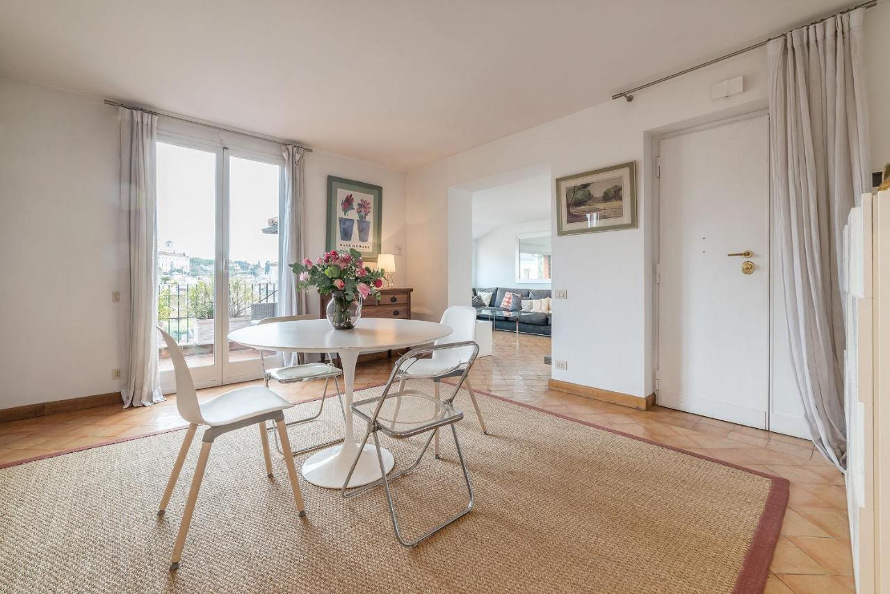 Paradiso Penthouse - Fromhometorome Apartment *