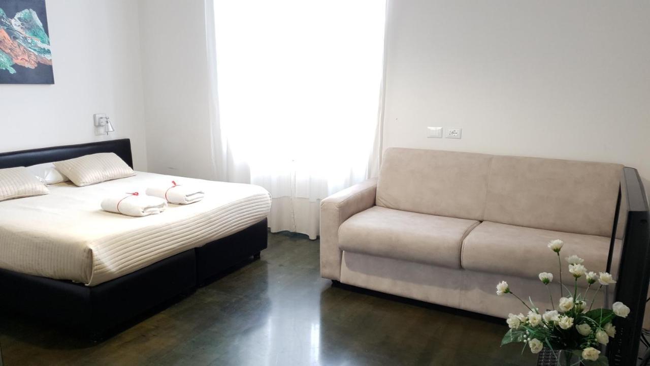 Casa de hóspedes Aparts 2*