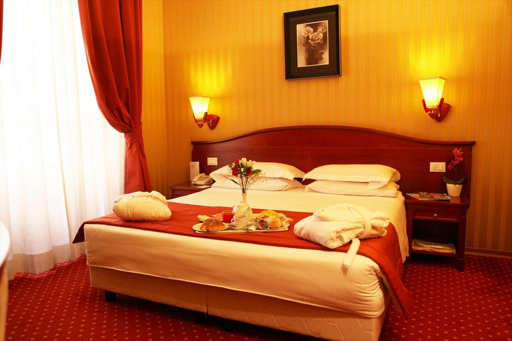 Augusta Lucilla Palace Roma