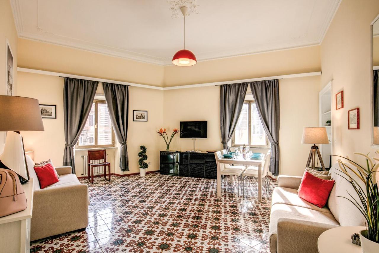 Gjestgiverier Tritone House
