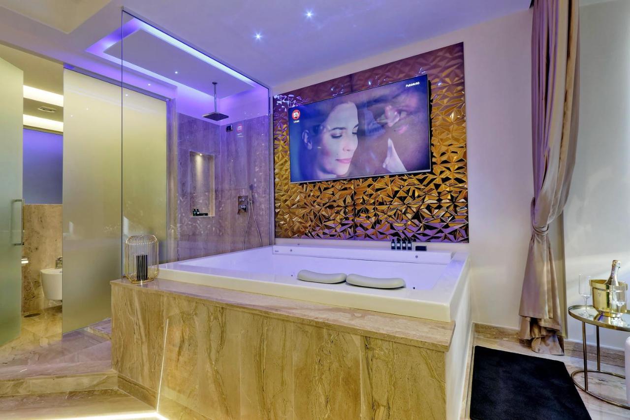 Spanish Hills Collection Luxury & Jacuzzi Affittacamere Roma