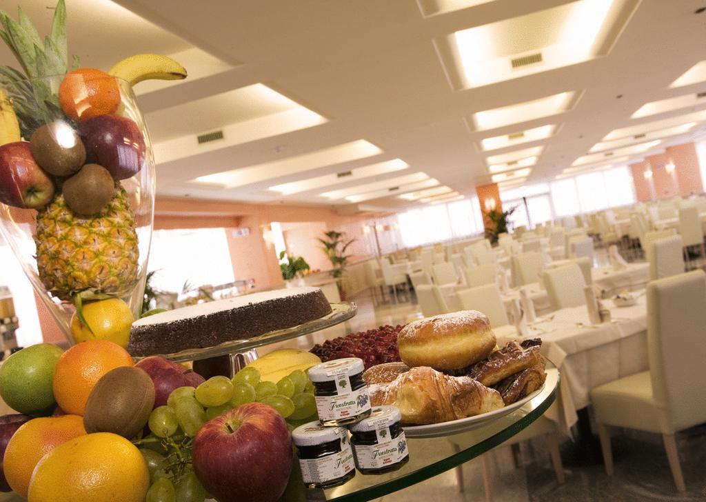 Eurostars Congress & Convention Center 4* Rom