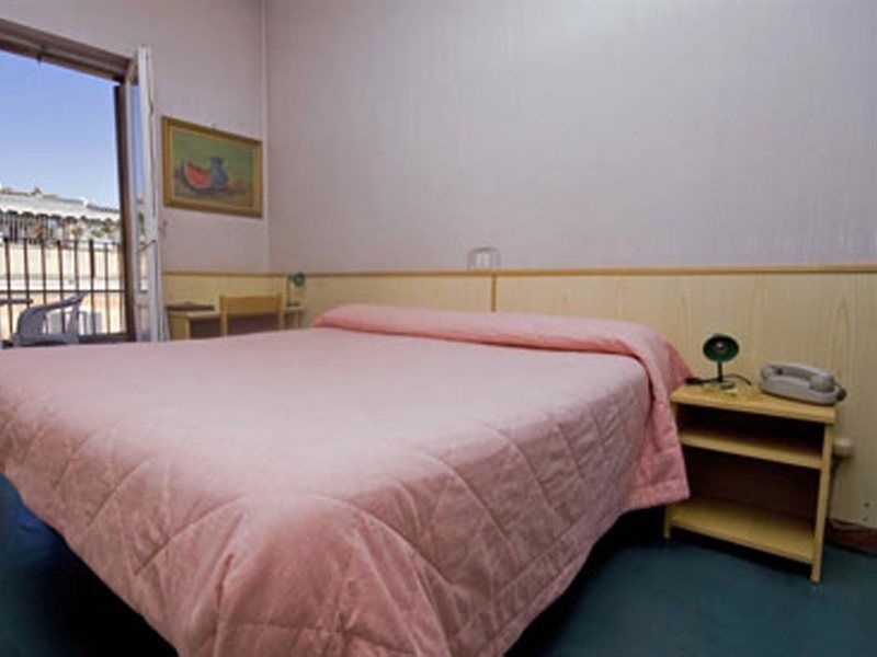 Hotell Erdarelli 3*
