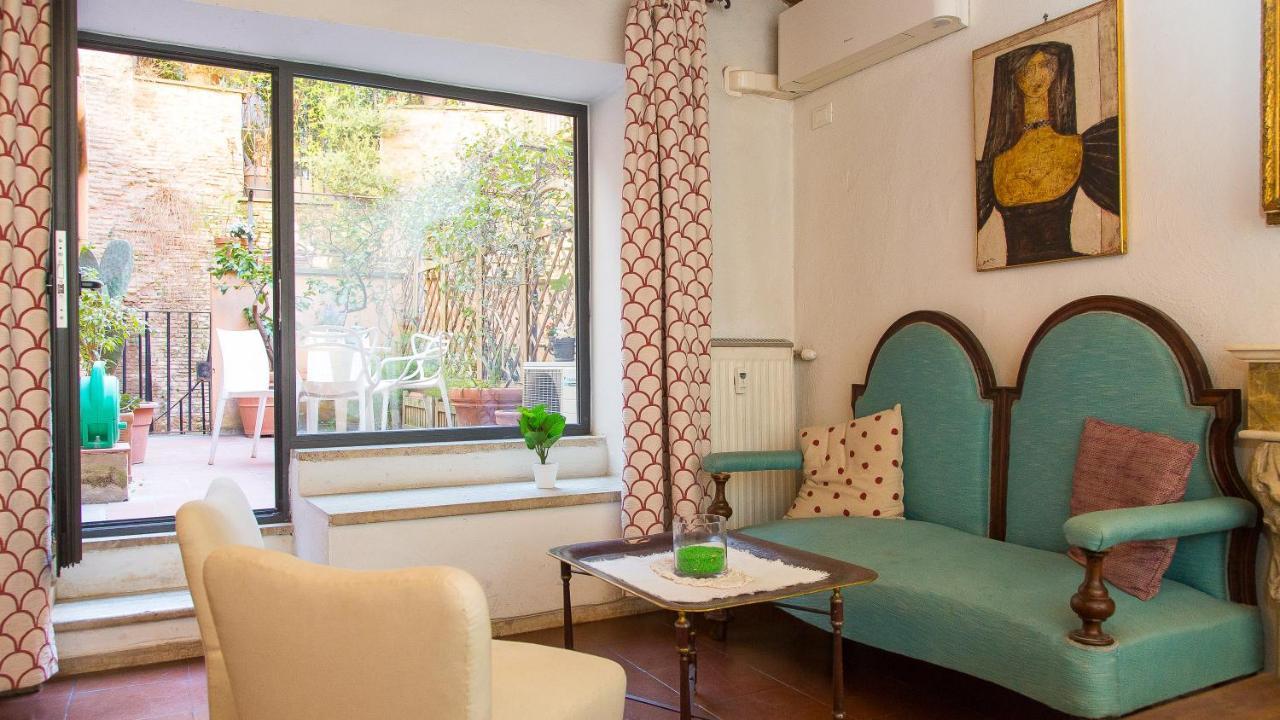 Apartment In Arco Della Ciambella Rome