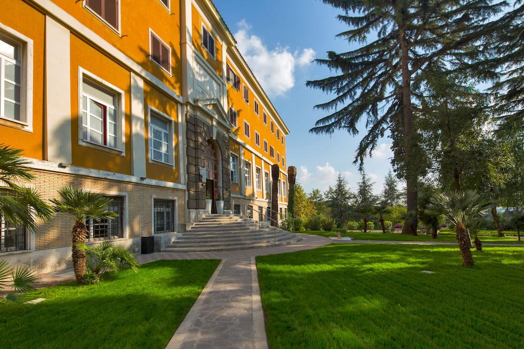 Lh Montemario Hotel 4*