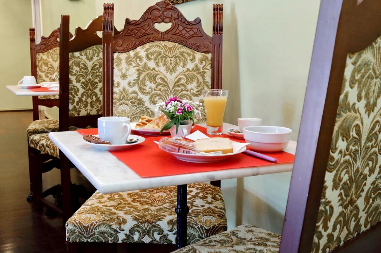 Alojamento de Acomodação e Pequeno-almoço Antico Platano Roma