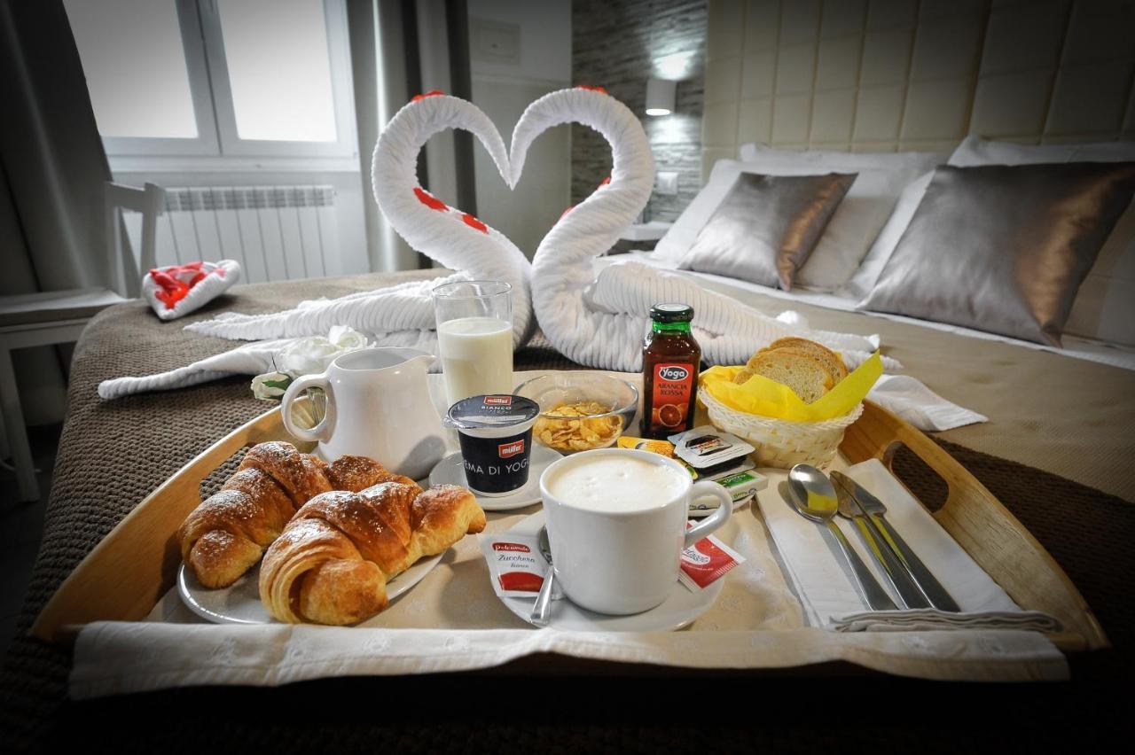 Frühstückspension Domus Castroni Pompeo Magno 3*