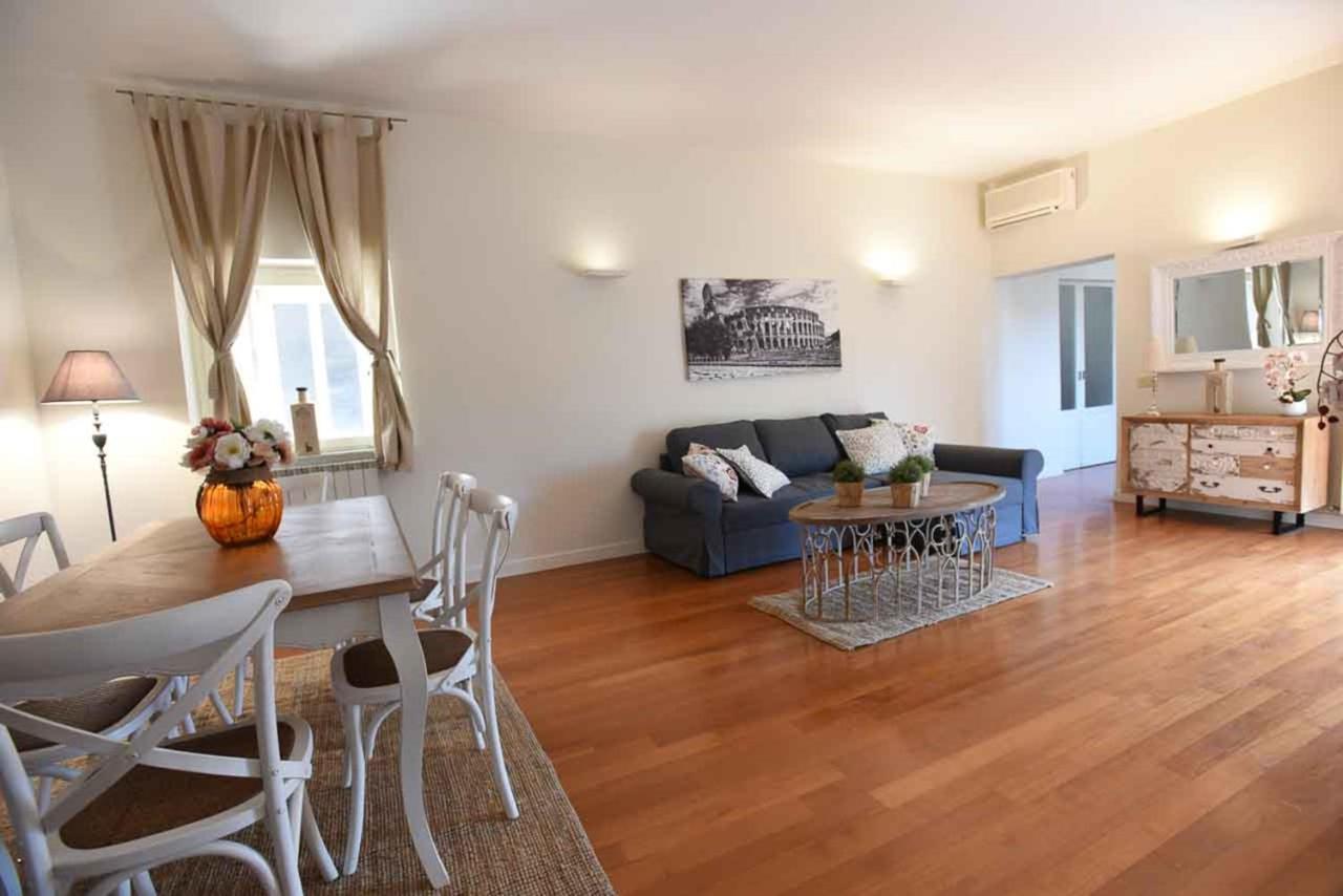 Romantic Flat Near Metro Flaminio Roma