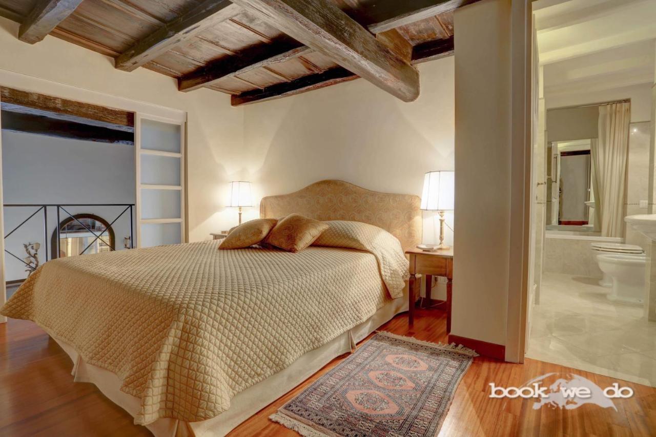Trastevere - La Scala Bookwedo