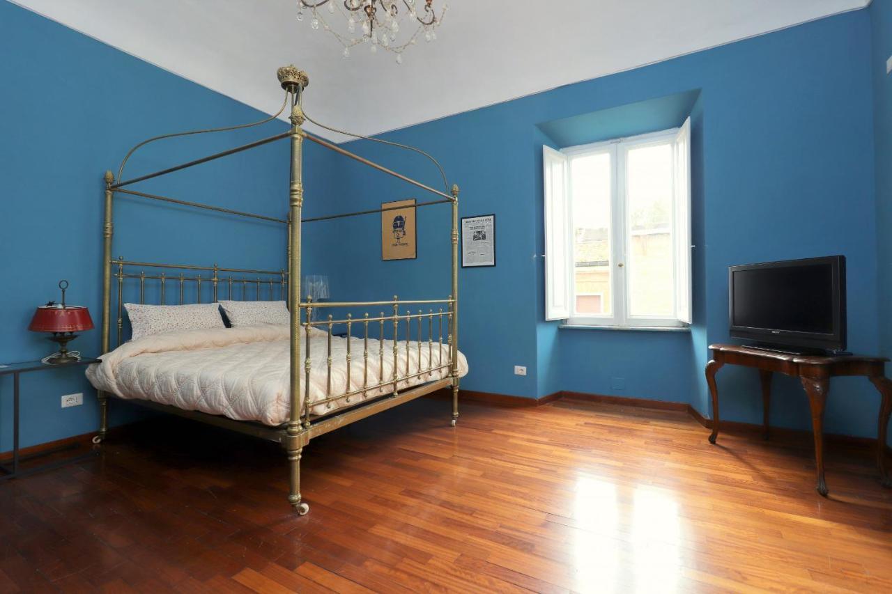 Trevi Grand Blu Roma