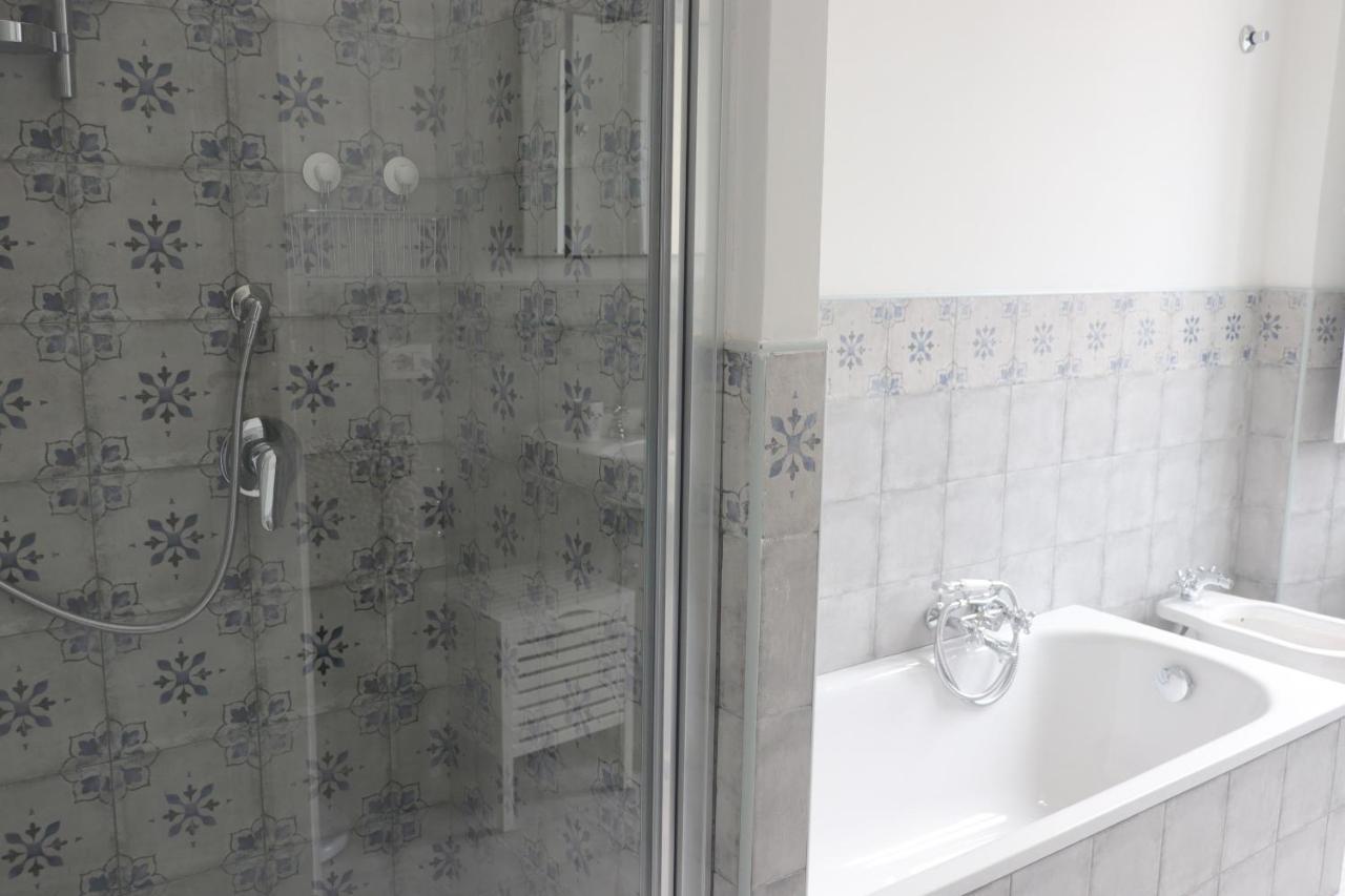 Trevi Grand Blu