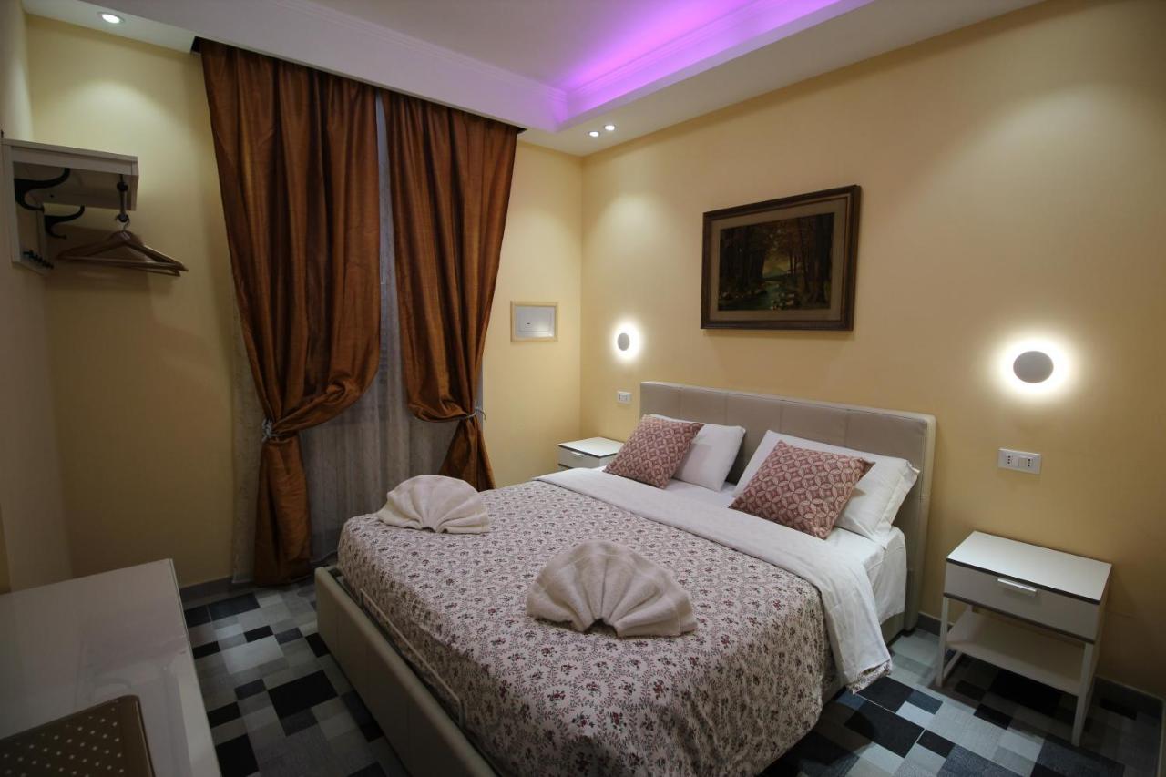 Quest House Lihong 2*