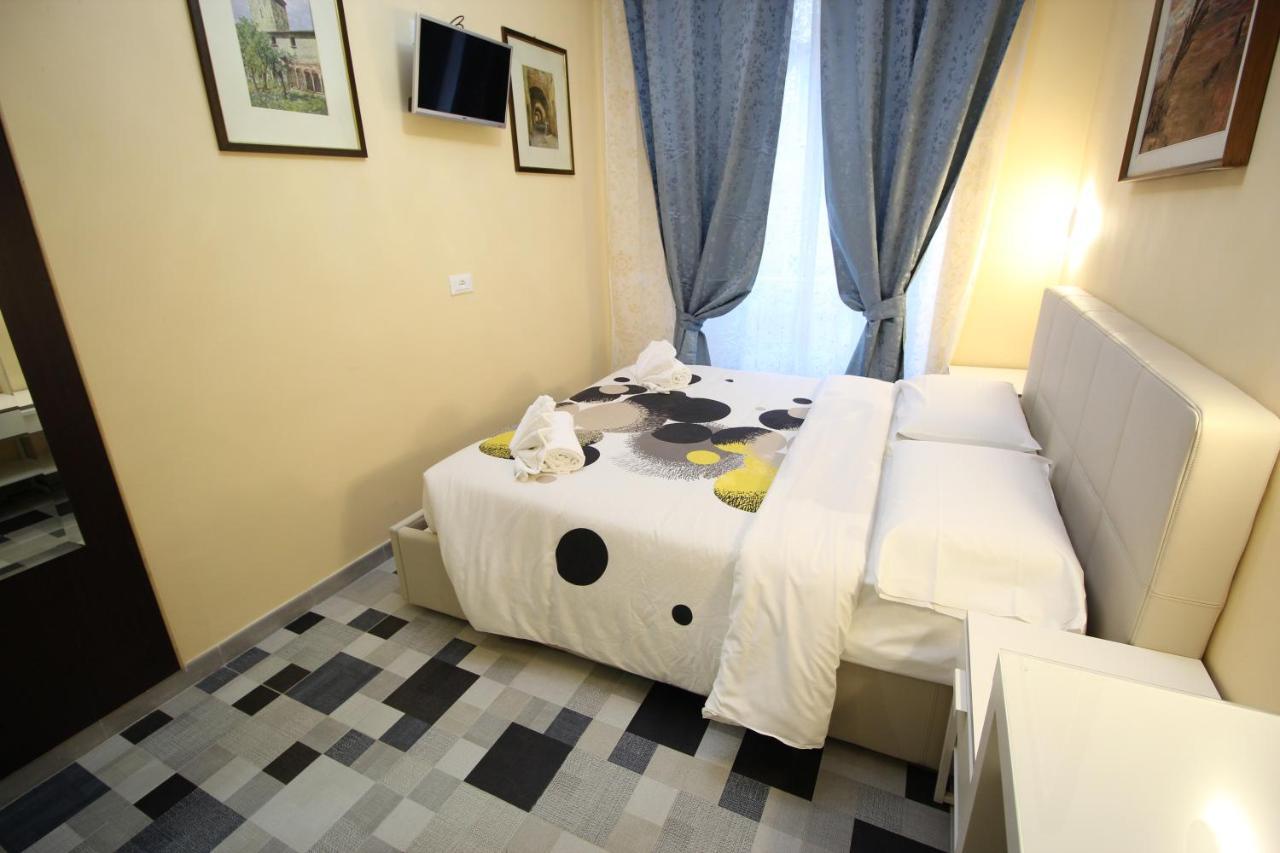 Quest House Lihong 2*