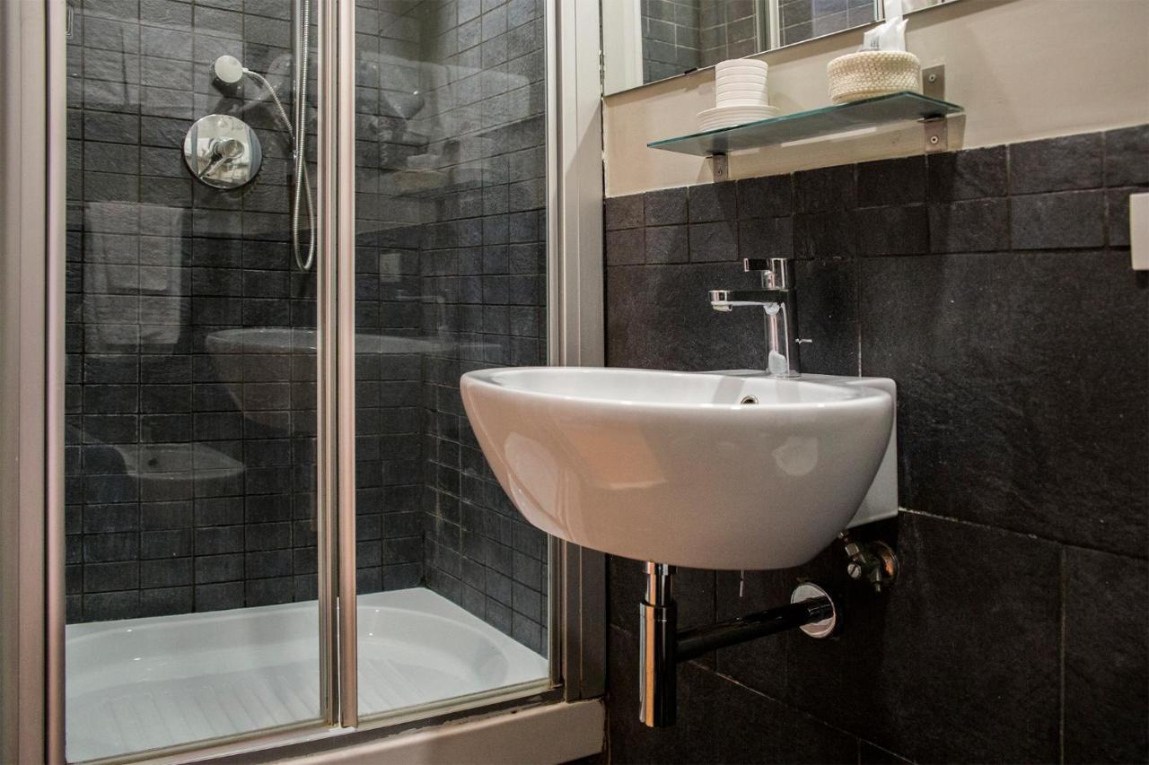 Floor Trastevere Guest house 2*