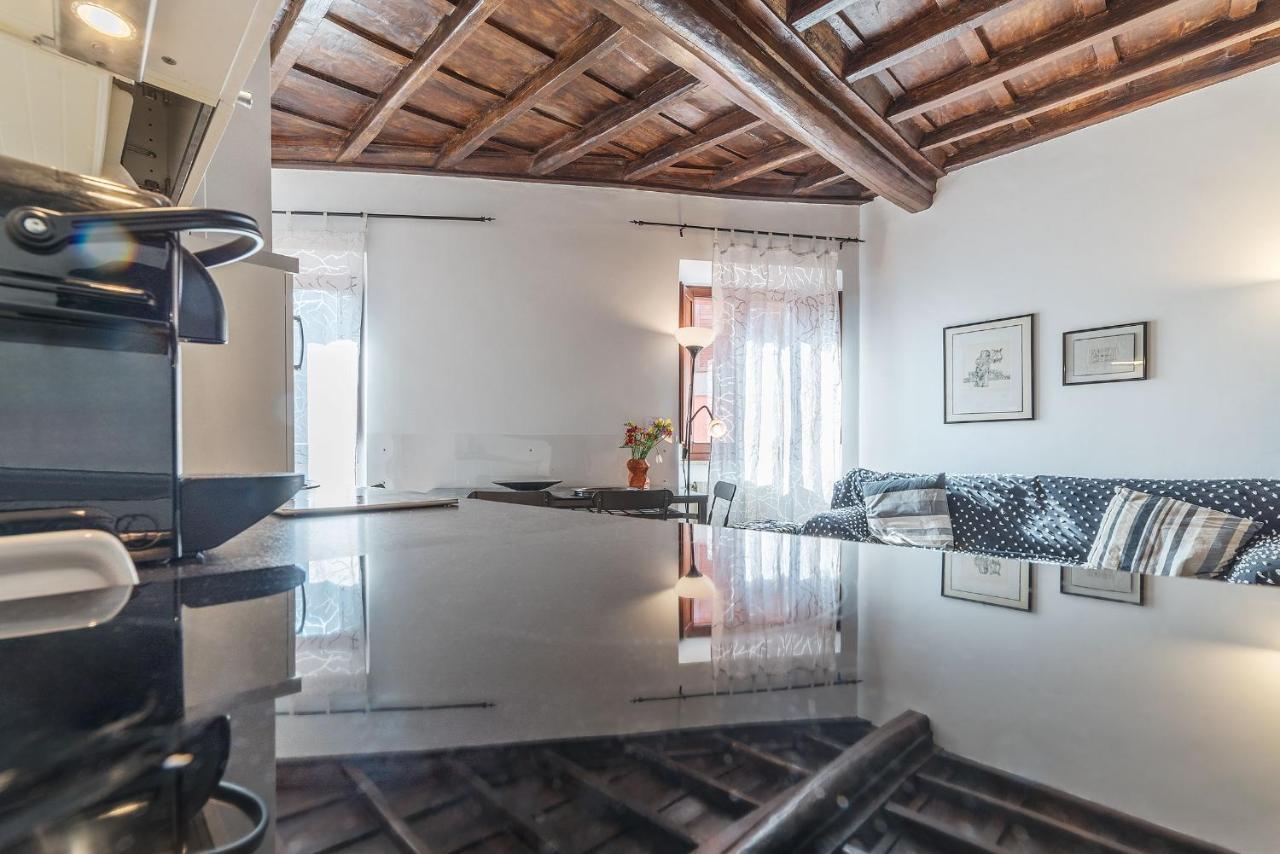 Apartamento Black White *