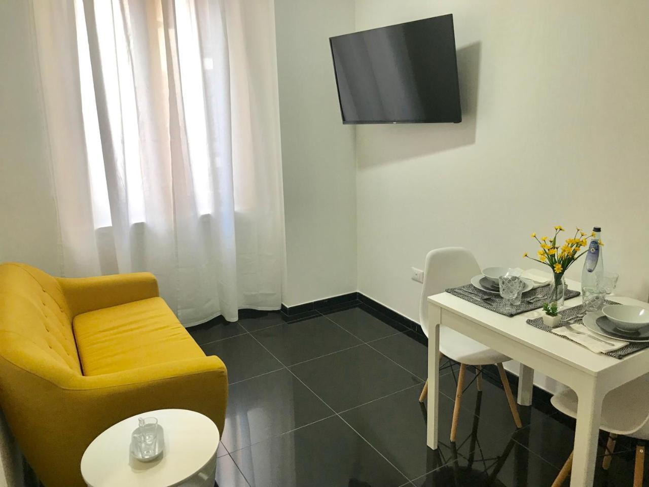 Aparthotel De Lollis 2*