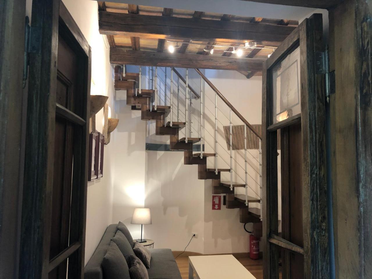 Giuturna Boutique