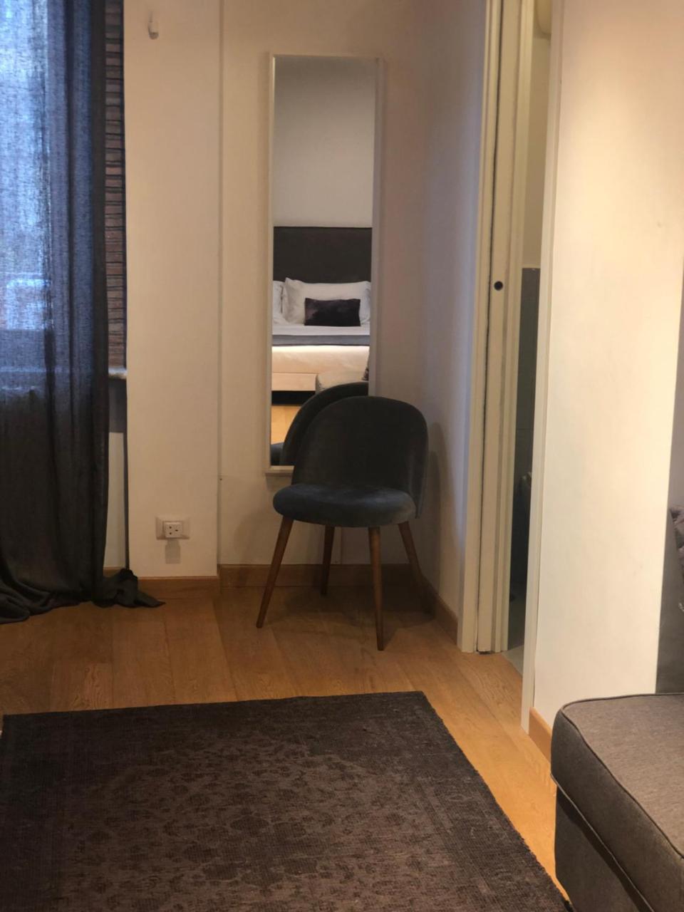 Giuturna Boutique 3*