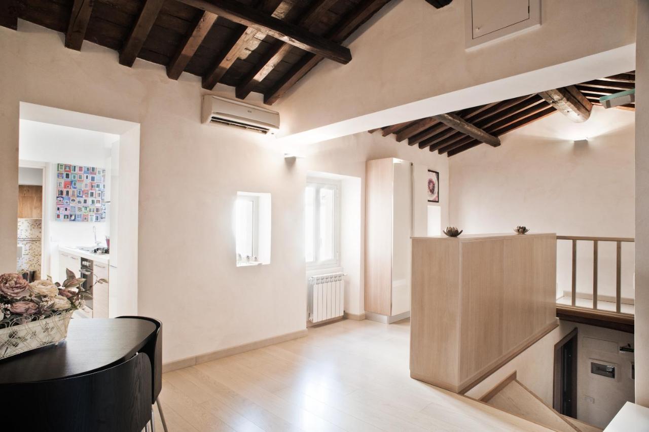 Mansarda Campo Dei Fiori - Via Dei Balestrari 37 Appartamento