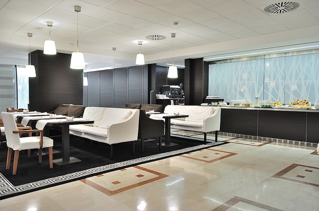 Bv Oly Hotel 4*