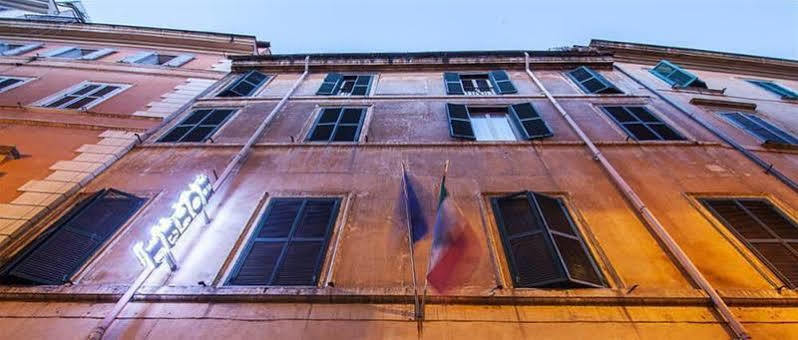 Hotel Pomezia 2*