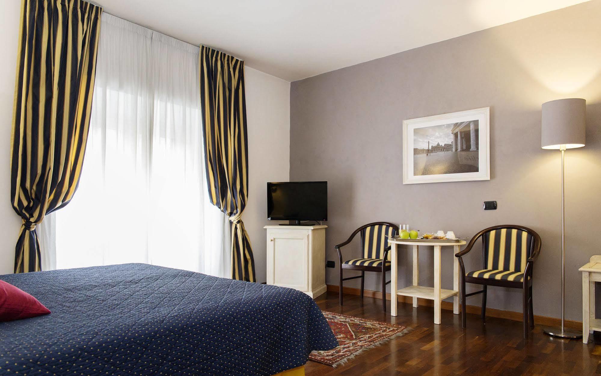 Rooms&suites