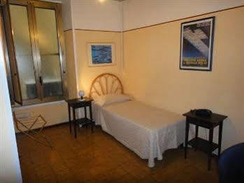 Hotel Touring 2*
