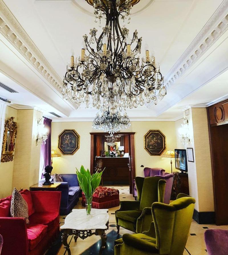 Lh Andreotti Hotel